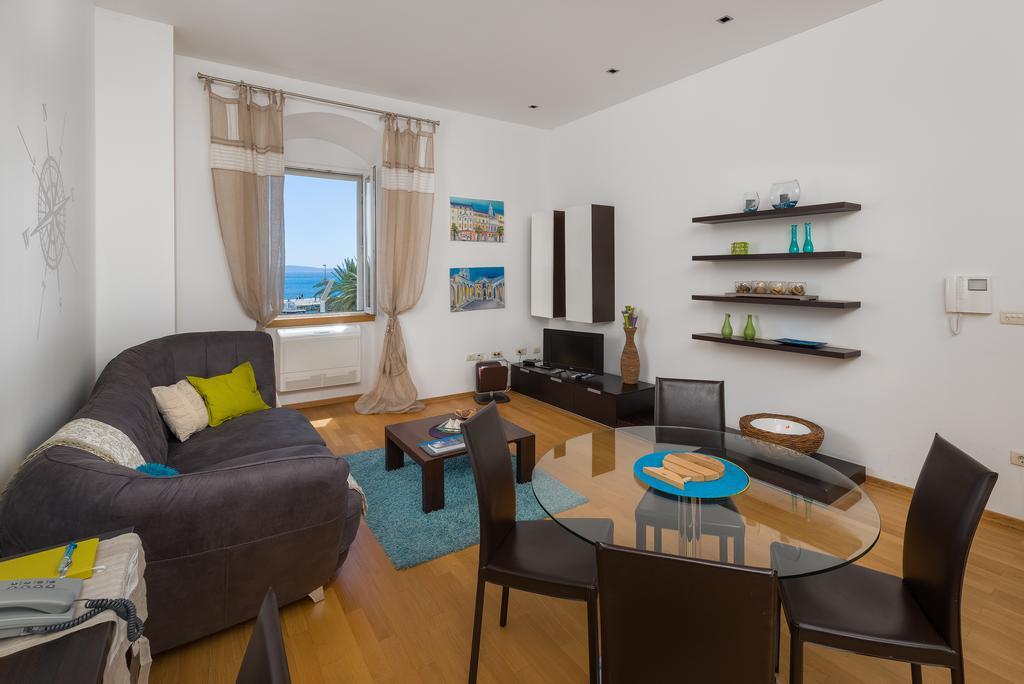 Riva Apartments Split Room photo